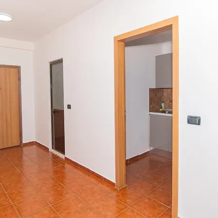 Taiwan Center Apartment Tirana